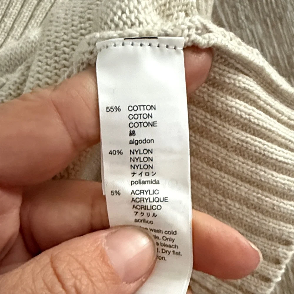 GAP Cream Sweater with Pink and Gray Pattern - Picture 3 of 3